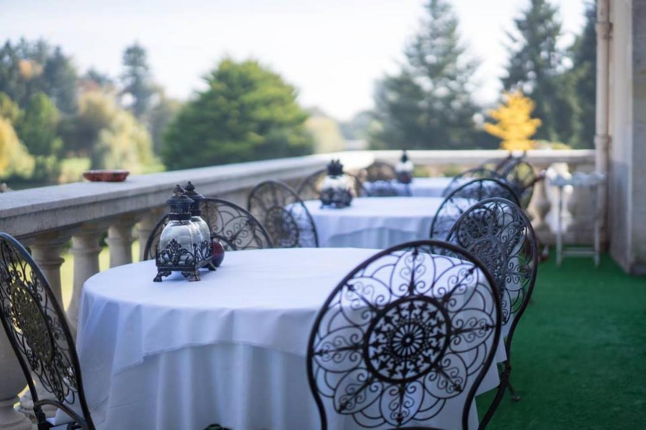 Chateau D'Ardree Bed and Breakfast Saint-Antoine-du-Rocher Buitenkant foto
